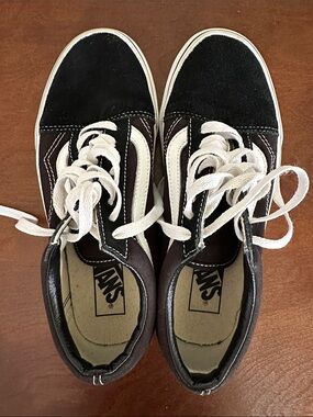Vans Black Suede Old Skool Low-Top Sneakers